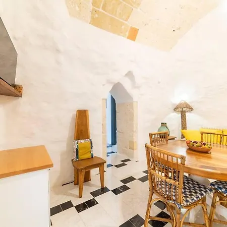 别墅 19th Century Trullo Raeda In The Middle Of Nature Nardò